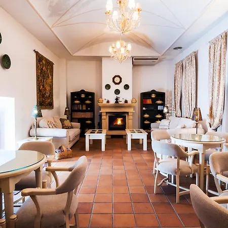 Hotel Palacio Manillas 3*